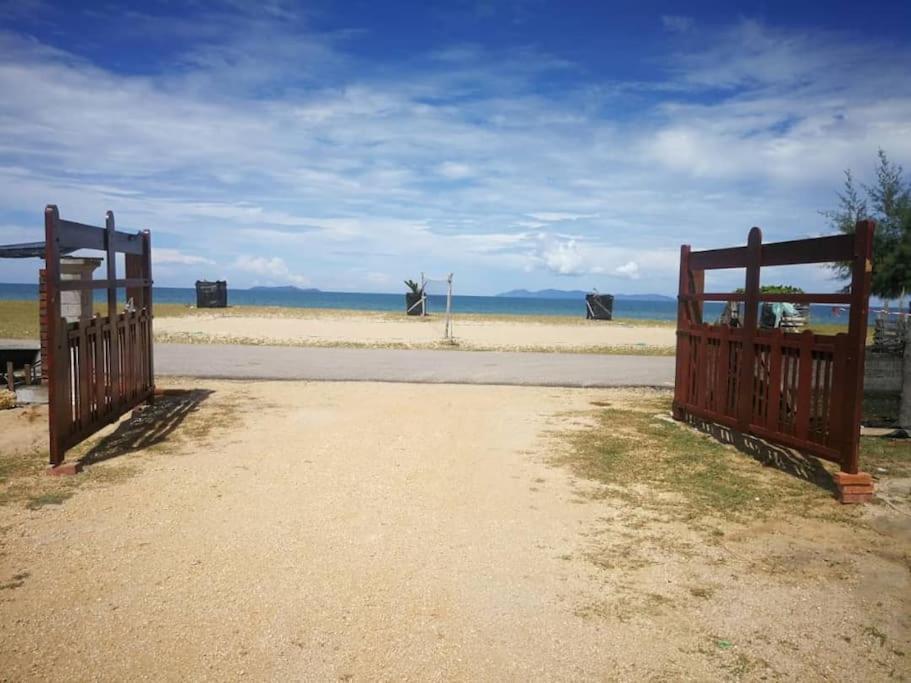 Rembulan Escape Bell Tent 2 Kampung Penarik Zewnętrze zdjęcie