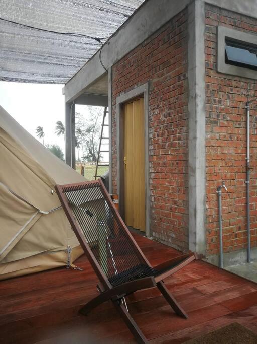Rembulan Escape Bell Tent 2 Kampung Penarik Zewnętrze zdjęcie